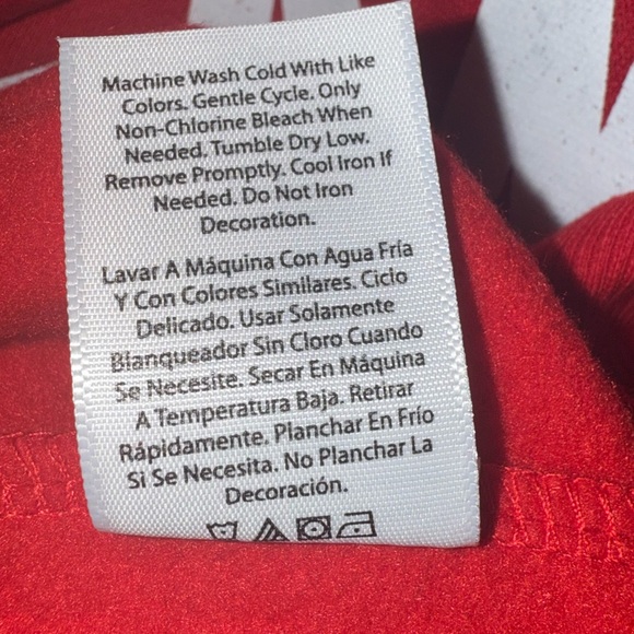 Holiday Time Red Gangsta Wrapper Men's Sweater NWOT - Picture 6 of 6